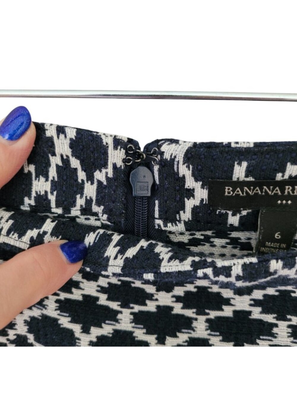 Banana Republic Geometric Skirt Womens Size 6 Blue White Pockets Career - Picture 5 of 9